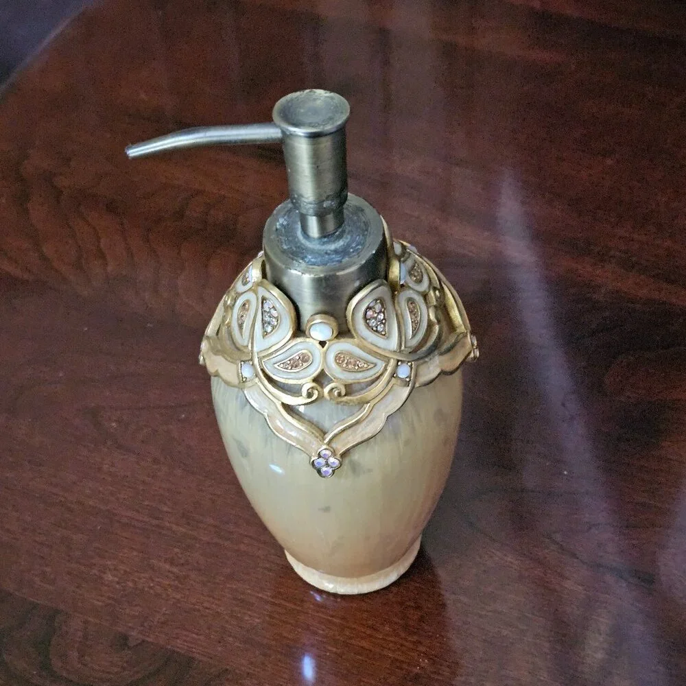 RARE LUXURY JAY STRONGWATER ARABESQUE SCROLL CRYSTAL ENAMEL VANITY SOAP PUMP JAR